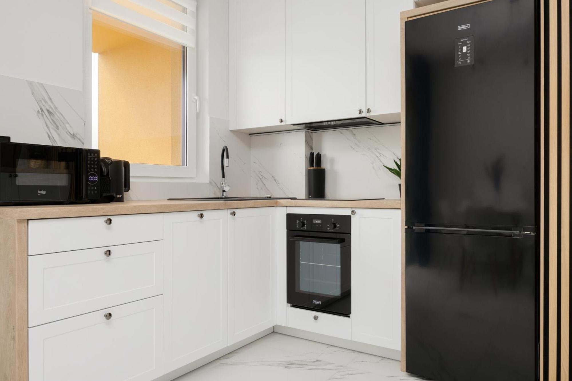 Stylish Apartments With Parking By Noclegi Renters Varsovia Exterior foto